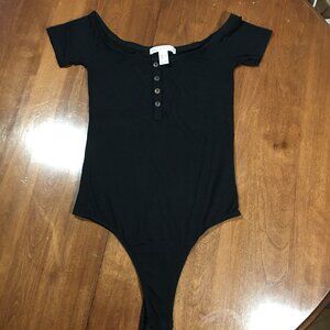 Urban Heritage Black Ribbed Henley Bodysuit Size Small